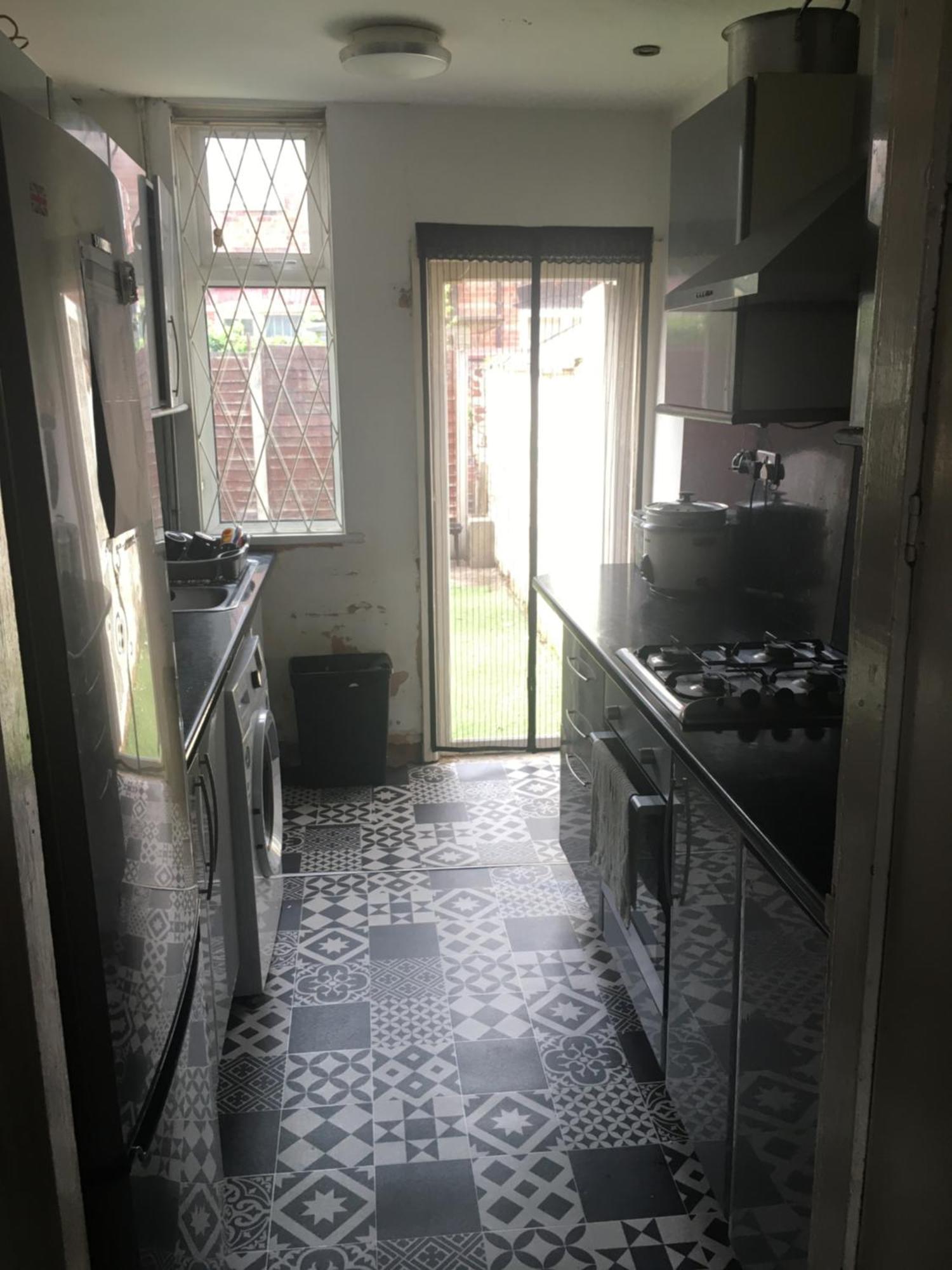 Single Room - Town & University Nearby, 24H Bus, Airport-Linked Манчестер Экстерьер фото